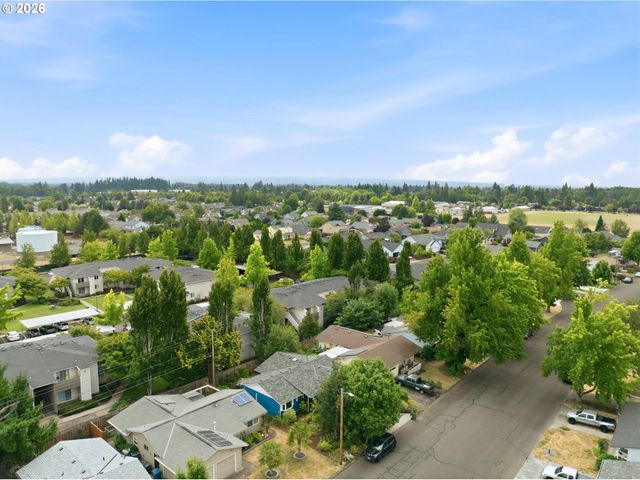1352 ASTOR Way, Woodburn, OR 97071