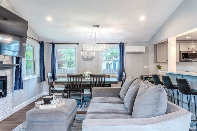 4 Will Sawyer St, Peabody, MA 01960