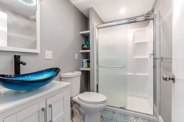 4 Will Sawyer St, Peabody, MA 01960