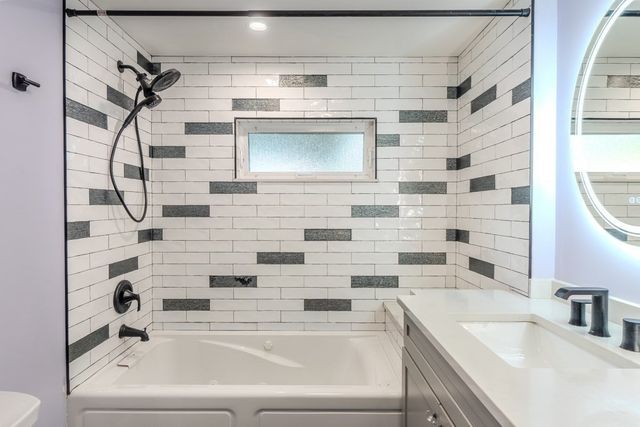 4 Will Sawyer St, Peabody, MA 01960