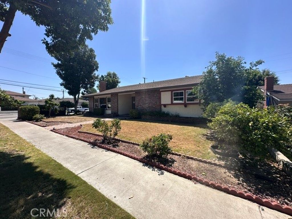 18232 AVOLINDA Drive, Yorba Linda, CA 92886 — photo 4