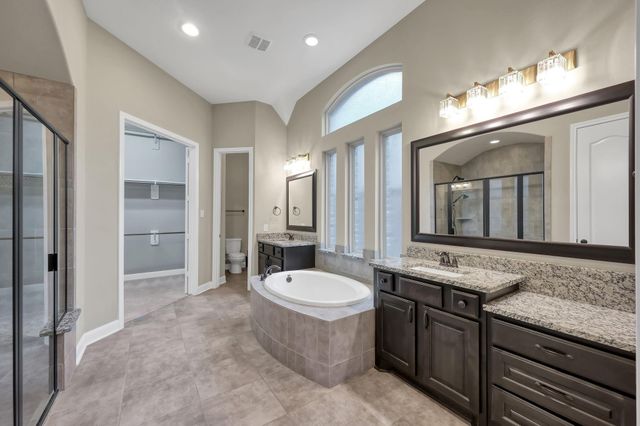 107 Grove Clover Lane, Montgomery, TX 77316