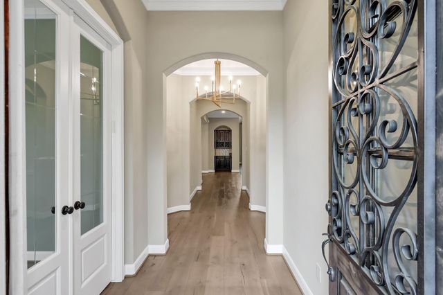 107 Grove Clover Lane, Montgomery, TX 77316