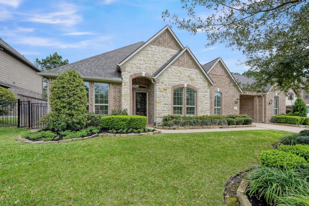 107 Grove Clover Lane, Montgomery, TX 77316