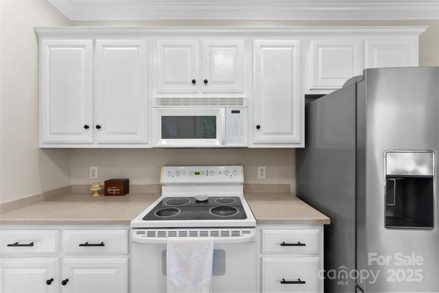 909 S Main Street, Clover, SC 29710