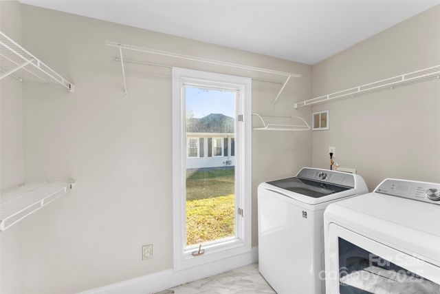 909 S Main Street, Clover, SC 29710