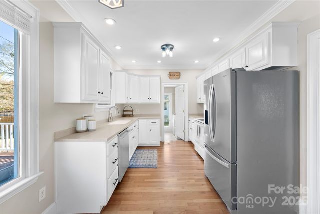 909 S Main Street, Clover, SC 29710