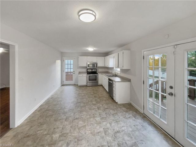 1042 Ball Park Road, Thomasville, NC 27360