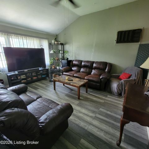 13306 Girvan Ave, Louisville, KY 40272