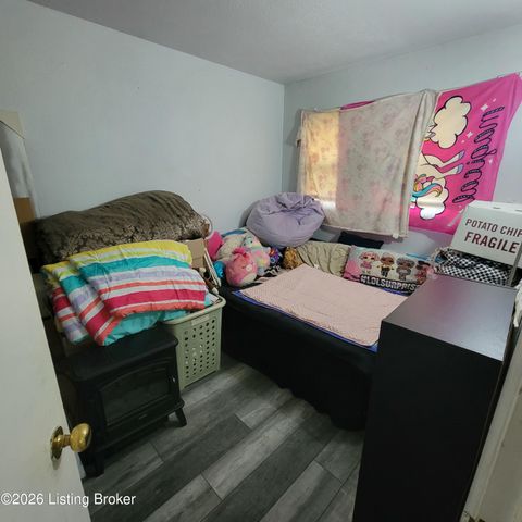 13306 Girvan Ave, Louisville, KY 40272