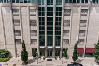 4909 Laclede Avenue 806, St Louis, MO 63108