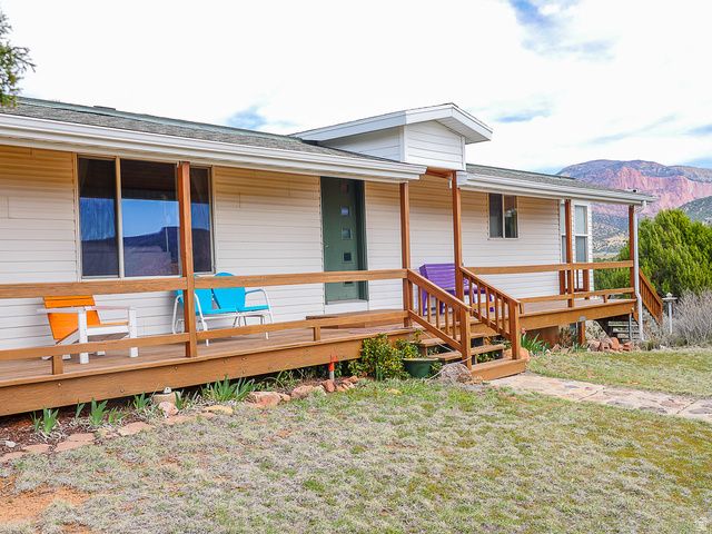 1438 S 2300 E, New Harmony, UT 84757