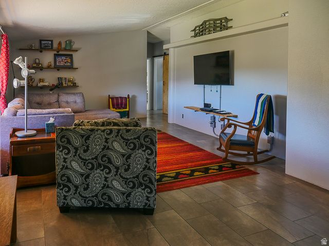 1438 S 2300 E, New Harmony, UT 84757