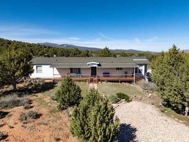 1438 S 2300 E, New Harmony, UT 84757
