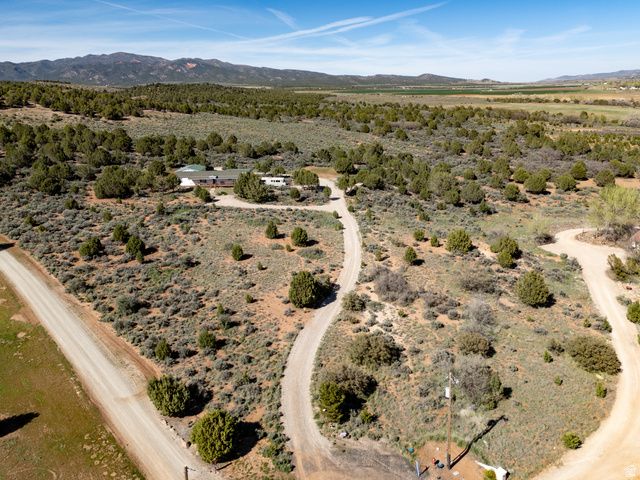 1438 S 2300 E, New Harmony, UT 84757