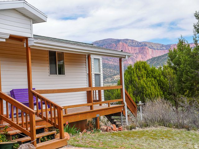 1438 S 2300 E, New Harmony, UT 84757