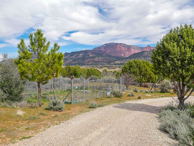 1438 S 2300 E, New Harmony, UT 84757