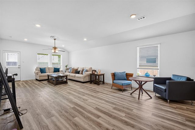 1126 Sandhill Crane Drive, Texas City, TX 77590