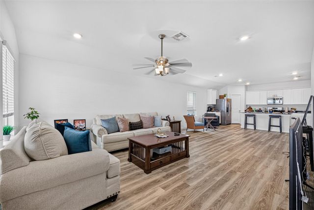 1126 Sandhill Crane Drive, Texas City, TX 77590
