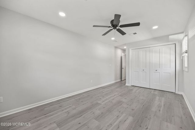 28 Pearl Drive, Howell, NJ 07731
