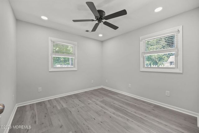 28 Pearl Drive, Howell, NJ 07731