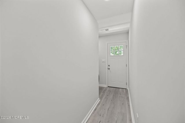 28 Pearl Drive, Howell, NJ 07731