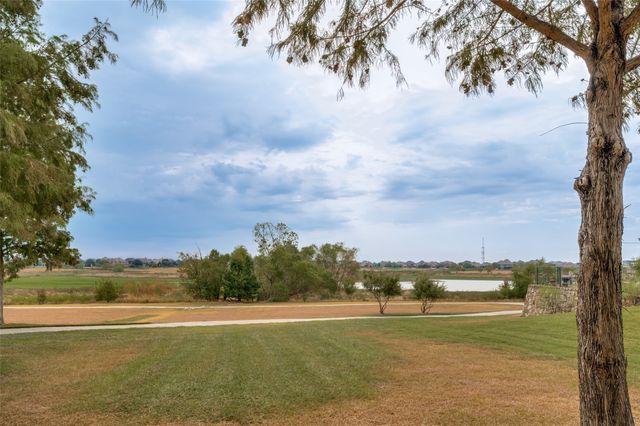 6040 Eagle Point Lane, Frisco, TX 75036