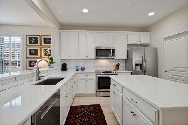 6040 Eagle Point Lane, Frisco, TX 75036