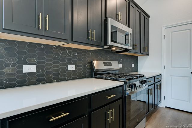 1414 Lockett Falls, San Antonio, TX 78245