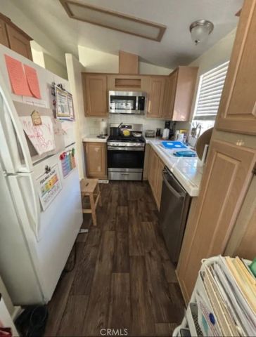 1684 Whittier 20, Costa Mesa, CA 92627