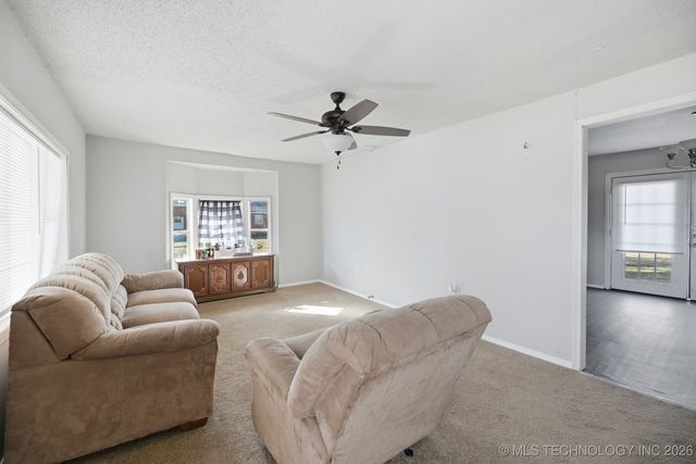 219 SE 1st Street, Checotah, OK 74426