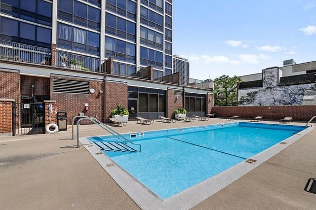 1636 N WELLS Street 2215, Chicago, IL 60614