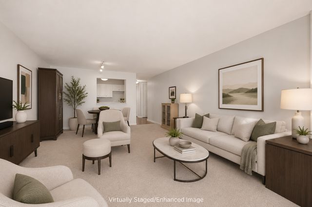 1636 N WELLS Street 2215, Chicago, IL 60614