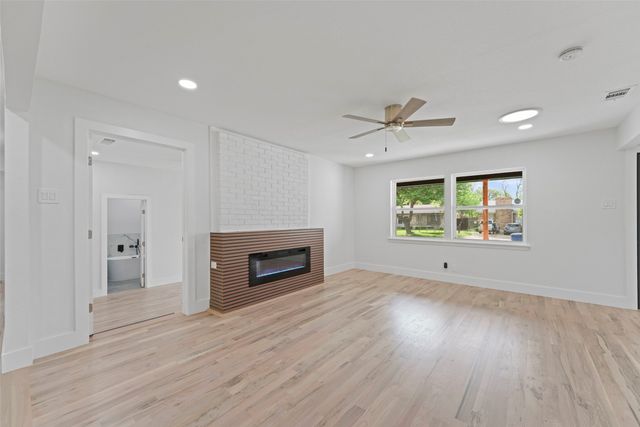 11046 Delford Circle, Dallas, TX 75228