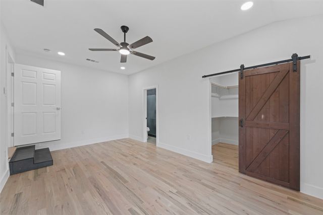11046 Delford Circle, Dallas, TX 75228