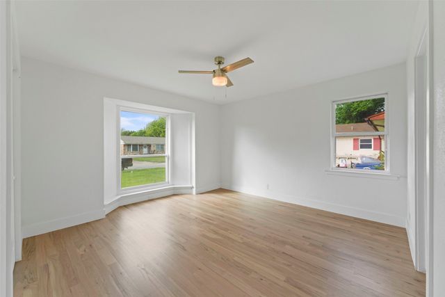 11046 Delford Circle, Dallas, TX 75228