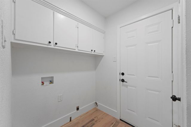 11046 Delford Circle, Dallas, TX 75228