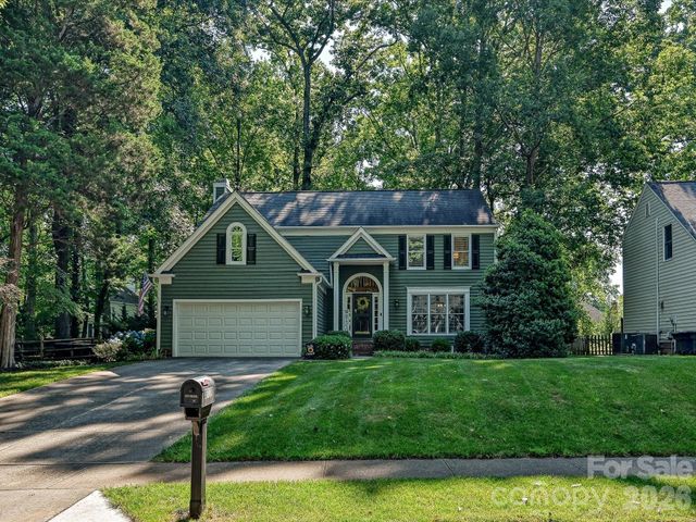 8717 Doe Path Lane, Huntersville, NC 28078