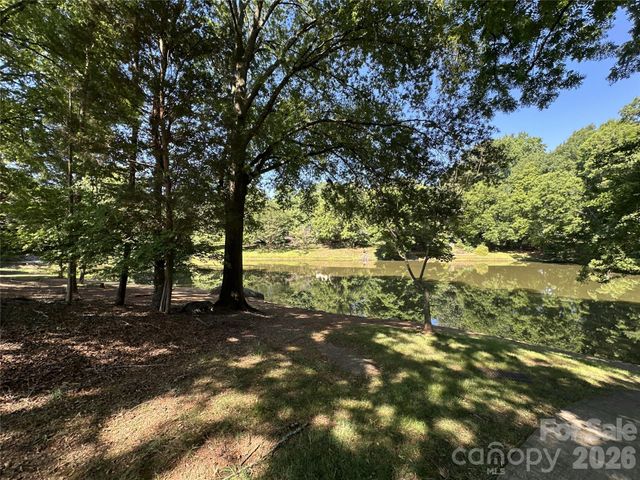 8717 Doe Path Lane, Huntersville, NC 28078