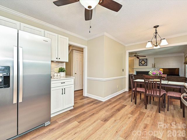 8717 Doe Path Lane, Huntersville, NC 28078