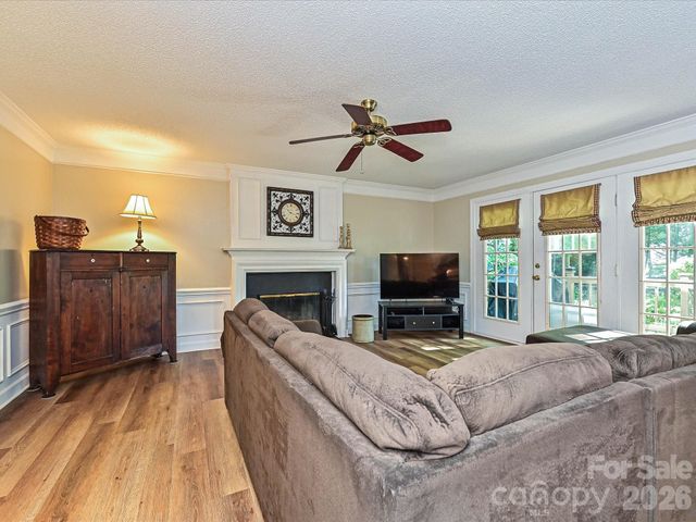 8717 Doe Path Lane, Huntersville, NC 28078