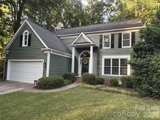 8717 Doe Path Lane, Huntersville, NC 28078