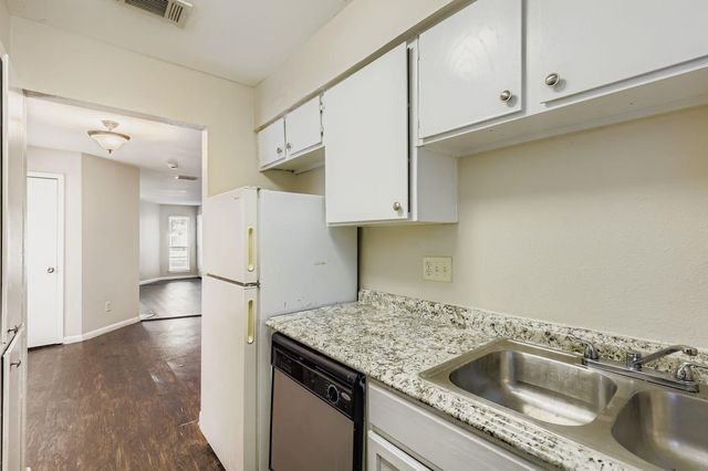 2005 W Loop LOOP A, Austin, TX 78758