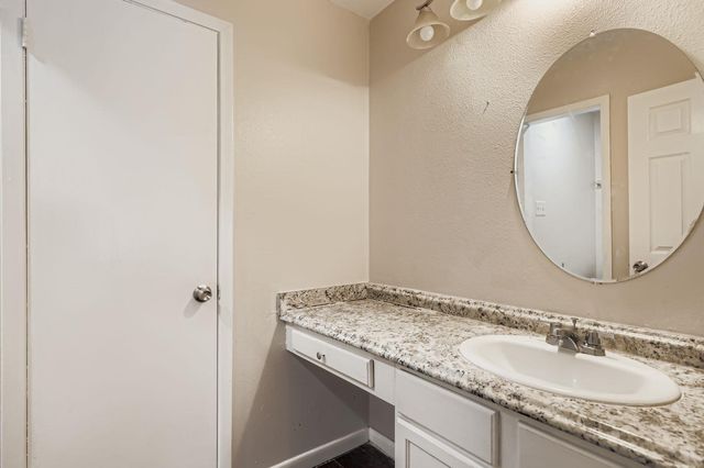 2005 W Loop LOOP A, Austin, TX 78758