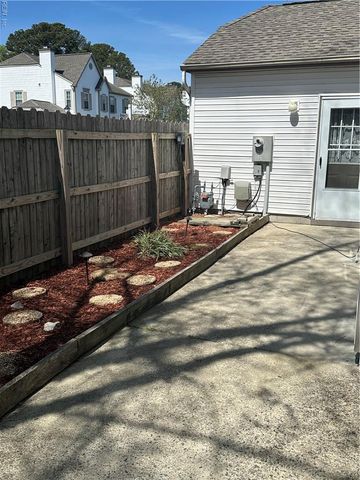 941 Lehman Dr DR, Virginia Beach, VA 23462