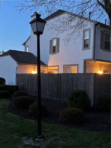 941 Lehman Dr DR, Virginia Beach, VA 23462