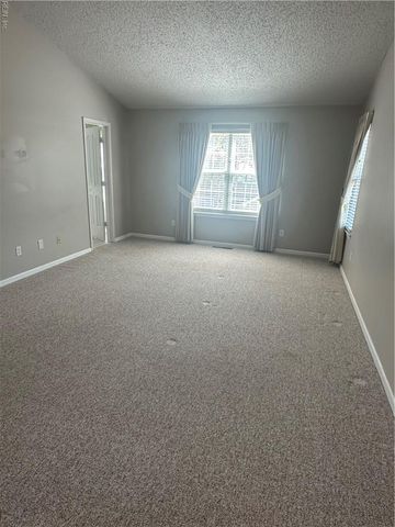 941 Lehman Dr DR, Virginia Beach, VA 23462