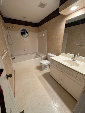 941 Lehman Dr DR, Virginia Beach, VA 23462