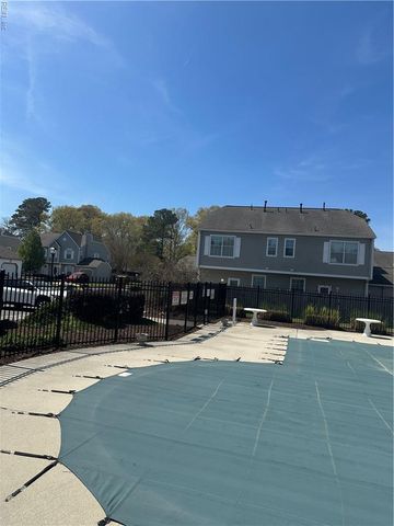 941 Lehman Dr DR, Virginia Beach, VA 23462