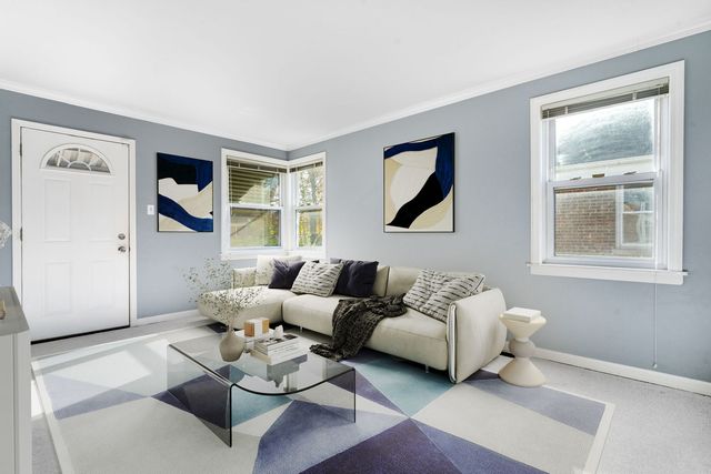 17816 Commercial Avenue, Lansing, IL 60438